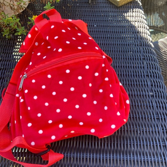 U.S. Gift Factory Minnie plush backpack - Picture 4 of 7